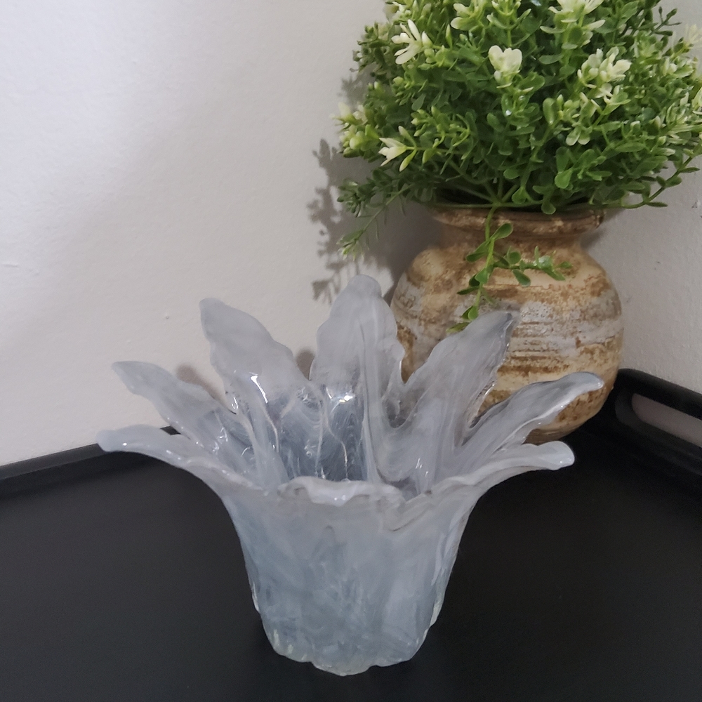 Vintage Lavorazione Arte Murano 8 Point Candle Holder